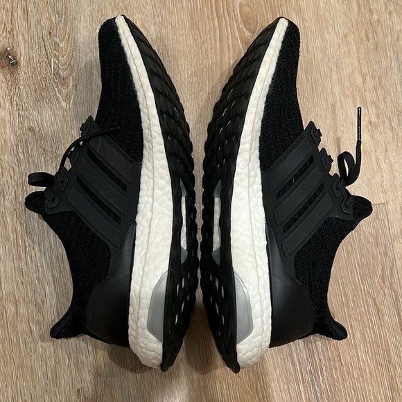 ADIDAS | Ultra Boost - Picture 8 of 9